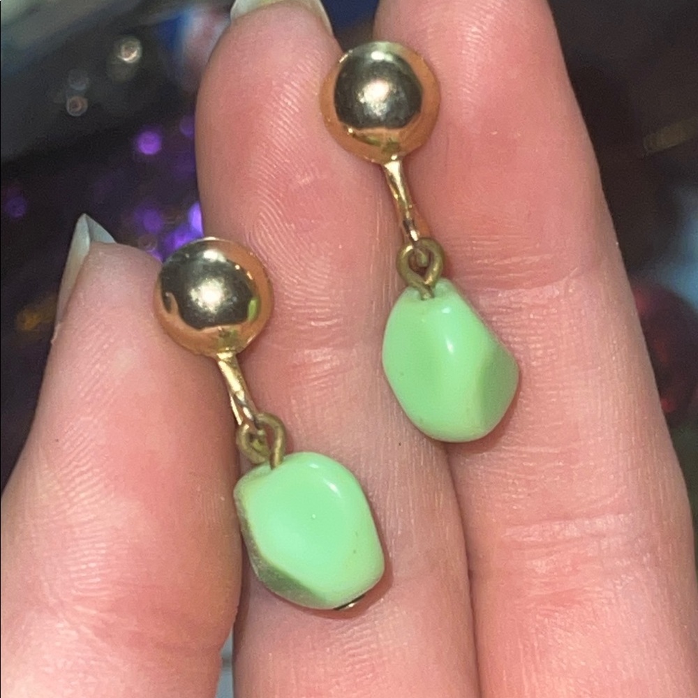 Vintage Green Screw-On Earrings